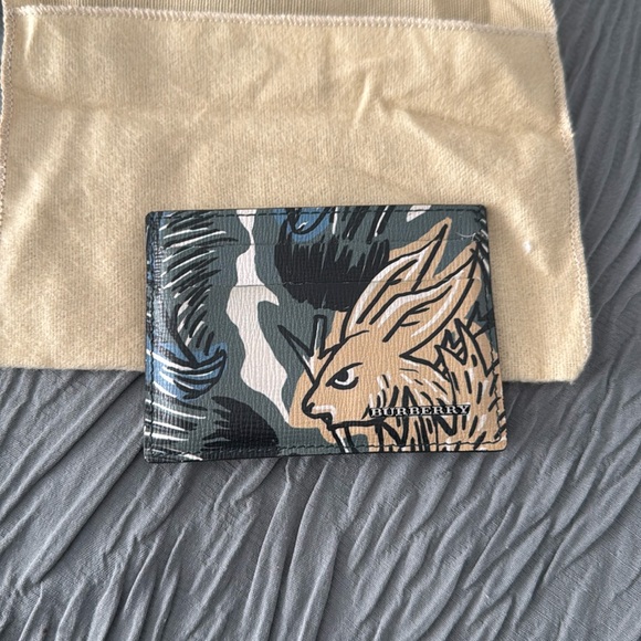 Burberry beasts 2018 collection card holder